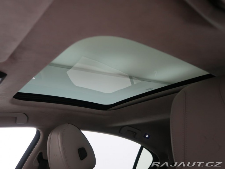 Ostatní značky Ostatní modely DS Automobiles DS9 E-TENSE,CZ,1Maj,OPERA,AT8 1800