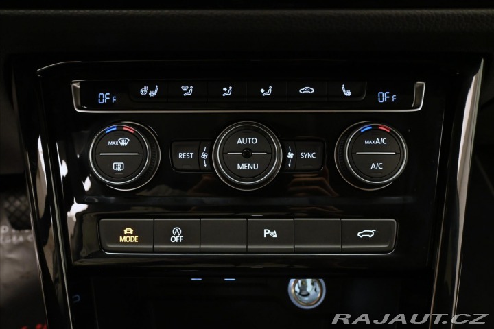 Volkswagen Touran 2,0 TDI 110kW DSG 7Míst Z 2020