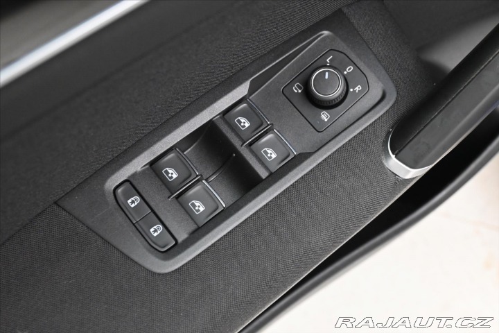 Volkswagen Touran 2,0 TDI 110kW DSG 7Míst Z 2020
