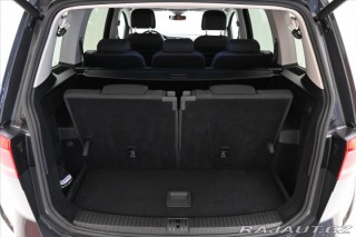Volkswagen Touran 2,0 TDI 110 KW DSG 7 MÍST 2021
