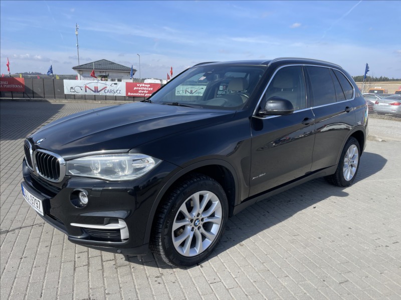 BMW X5 3,0 xDrive30d DPH vynikaj