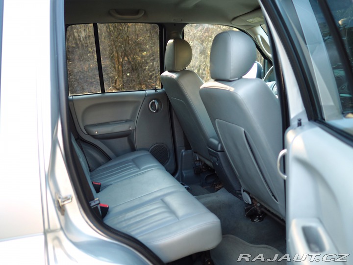 Jeep Cherokee 2.8CRD 120kW 4x4 LIMITED 2006