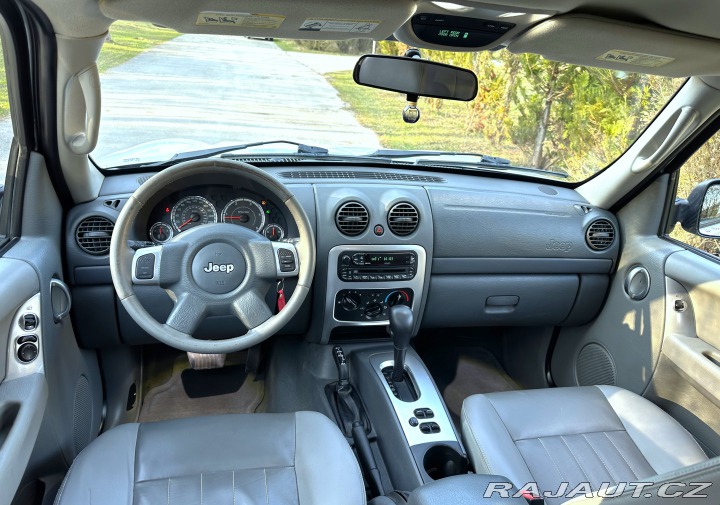 Jeep Cherokee 2.8CRD 120kW 4x4 LIMITED 2006