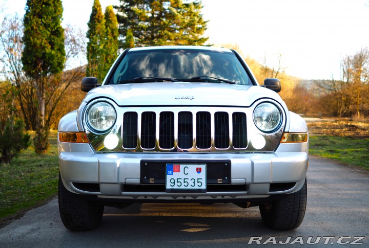 Jeep Cherokee 2.8CRD 120kW 4x4 LIMITED 2006