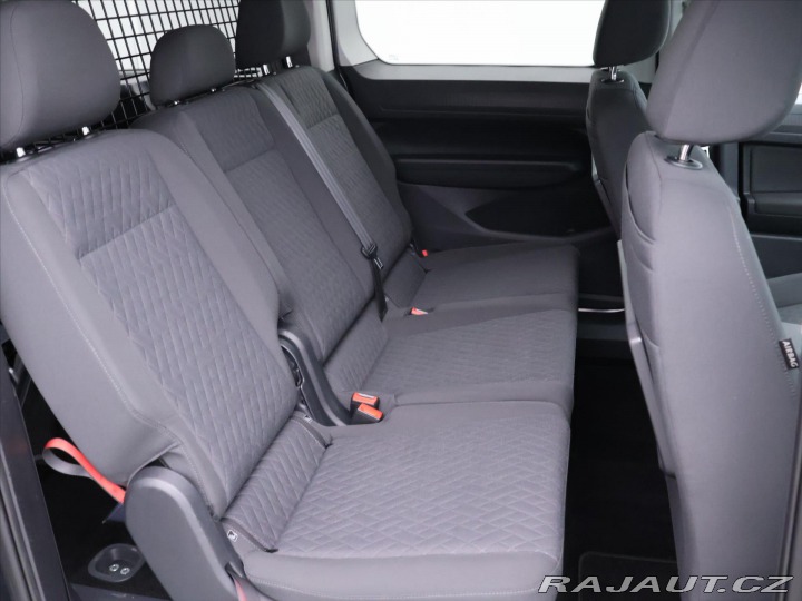 Volkswagen Caddy 2,0 TDI DSG Maxi Navi LED 2021