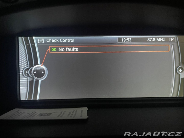 BMW 3 2,0 E90 318d r.v. 2009 2009