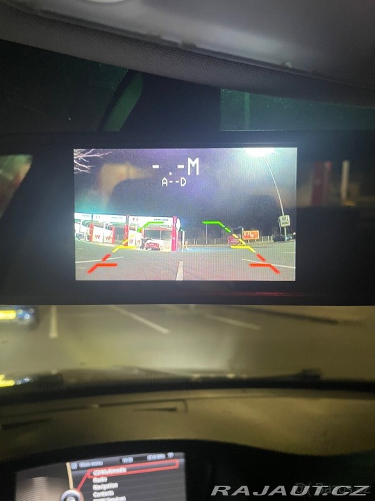 BMW 3 2,0 E90 318d r.v. 2009 2009