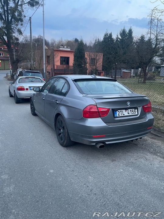 BMW 3 2,0   E90 318d r.v. 2009 2009