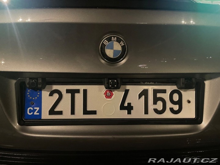 BMW 3 2,0 E90 318d r.v. 2009 2009
