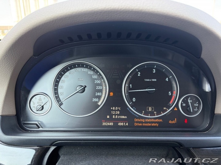 BMW 5 3,0   f10 530D 1800