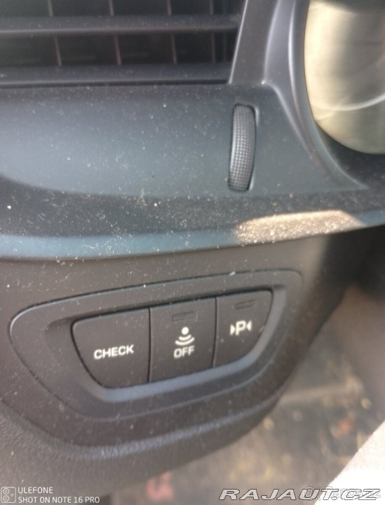 Citroën C5 2,0 špatný hydropodvoze 1800