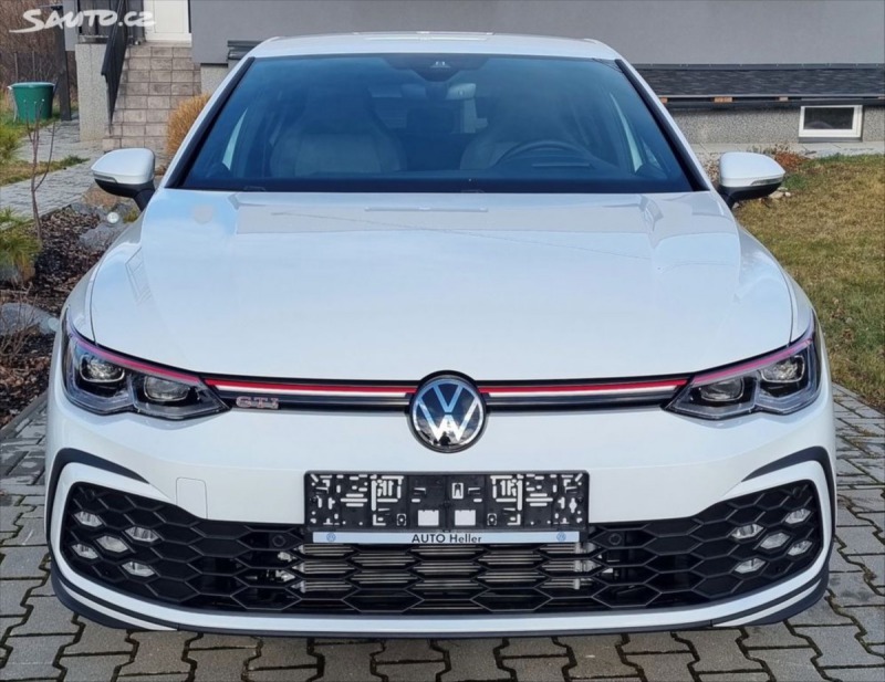 Volkswagen Golf 2,0 VW Golf 8 GTI