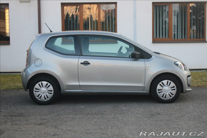 Volkswagen up! 1,0 2014