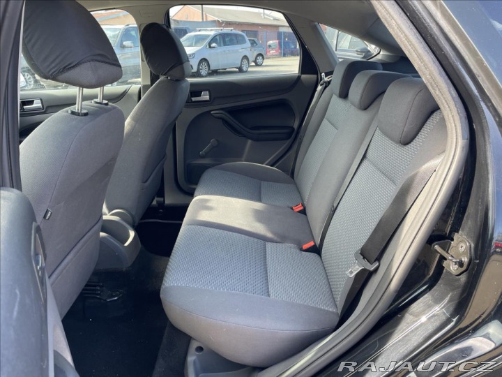 Ford Focus 1,6 i 74kW Klima*Po servi 2006