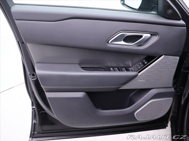 Land Rover Range Rover Velar 2,0 D200 SD4 150kW AWD Ků 2021