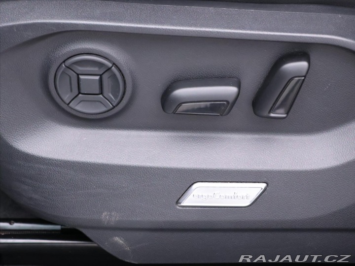 Volkswagen Touareg 3,0 TDI 210kW R-Line Tipt 2021