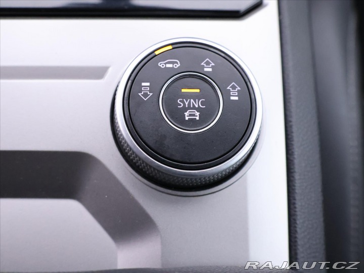Volkswagen Touareg 3,0 R-Line Tiptronic CZ D 2021
