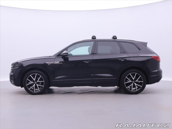 Volkswagen Touareg 3,0 R-Line Tiptronic CZ D 2021