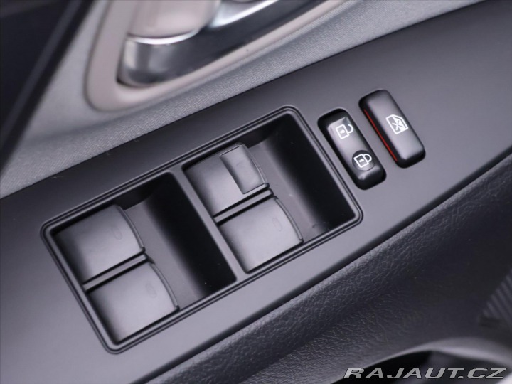 Toyota Avensis 2,0 D-4D 105kW Navi LED T 2016