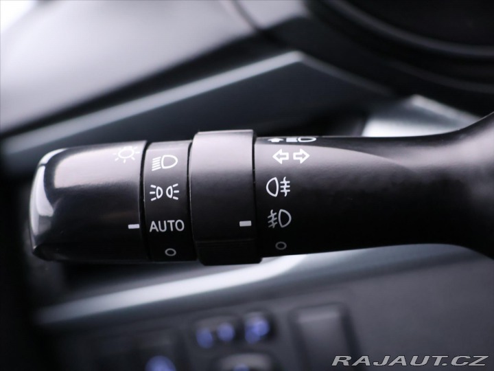 Toyota Avensis 2,0 D-4D 105kW Navi LED T 2016