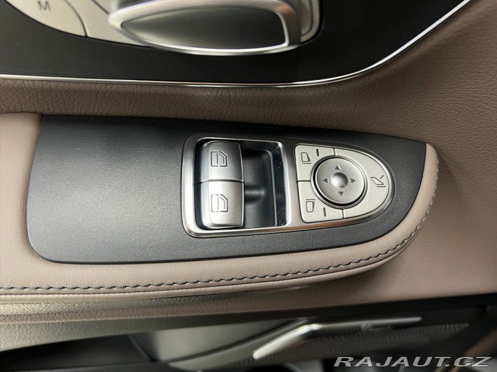 Mercedes-Benz V V300 4MATIC AMG EXCLUSIVE 2026