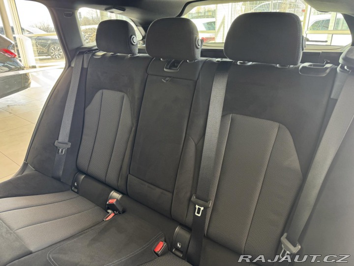 BMW 3 330i xDrive*M-SPORT*REZER 2025