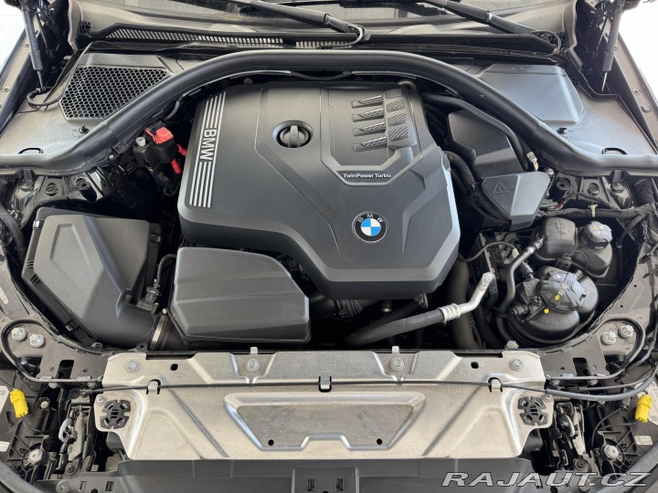 BMW 3 330i xDrive*M-SPORT*REZER 2025