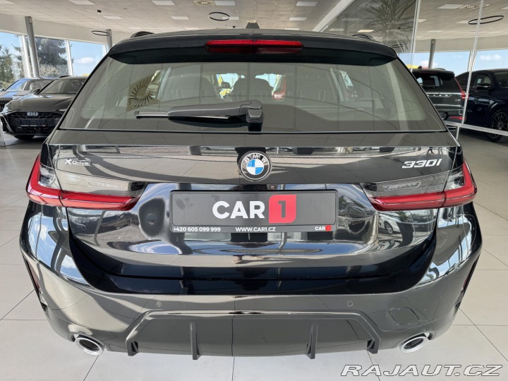 BMW 3 330i xDrive*M-SPORT*Distr 2025