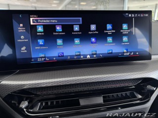 BMW 3 330i xDrive*M-SPORT*Distr 2025