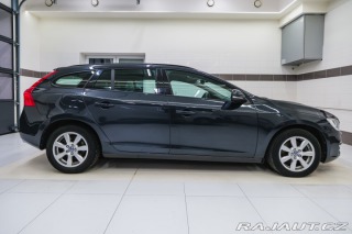 Volvo V60 2.0 D3 100kW man. pětivál 2014