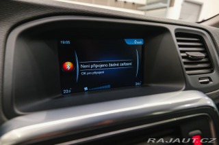 Volvo V60 2.0 D3 100kW man. pětivál 2014