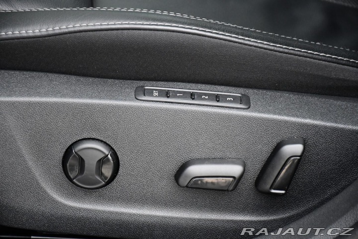 Škoda Octavia 2.0TDi DSG STYLE+ ACC DCC 2020