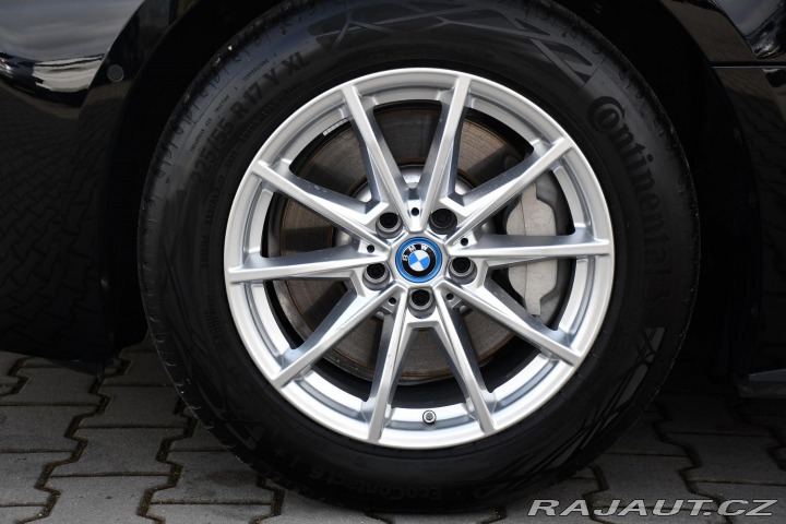 BMW i4 eDrive35 3L-ZÁRUKA  9tis. 2023