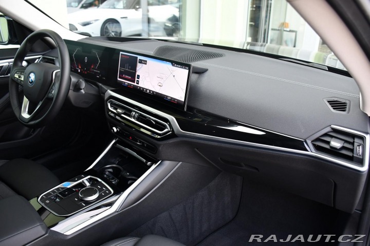BMW i4 eDrive35 3L-ZÁRUKA  9tis. 2023