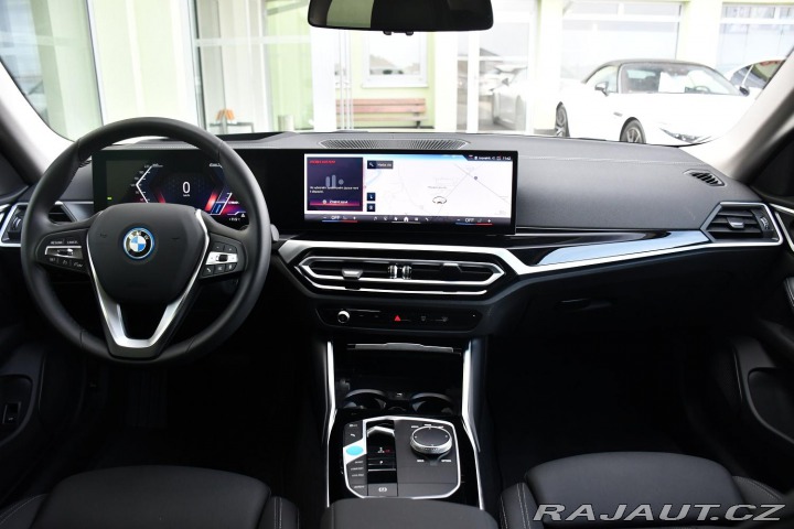 BMW i4 eDrive35 3L-ZÁRUKA  9tis. 2023