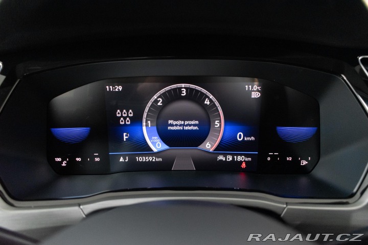 Volkswagen Touran 2.0 TDI WEBASTO*7.MÍST*ČR 2023