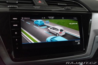 Volkswagen Touran 2.0 TDI WEBASTO*7.MÍST*ČR 2023