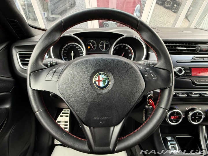 Alfa Romeo Giulietta 1,75 TBi REZERVACE 2013