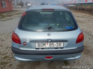 Peugeot 206 1.4 i 55 kw 2002