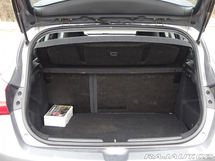 Hyundai i30 1.4i 73kW REZERVACE 2013