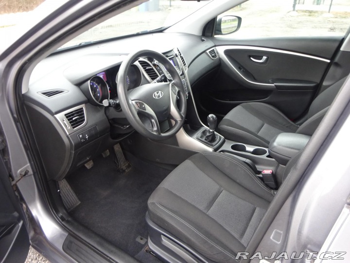Hyundai i30 1.4i 73kW REZERVACE 2013