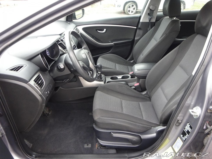 Hyundai i30 1.4i 73kW REZERVACE 2013