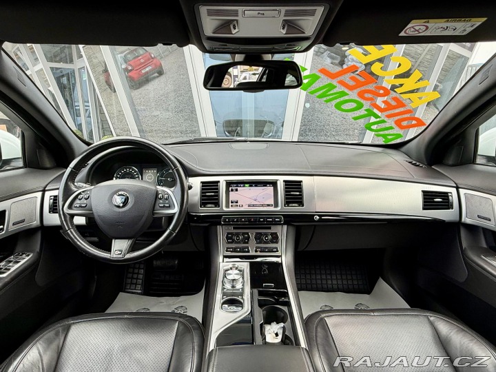 Jaguar XF 3,0 V6 Sportbrake REZERVA 2015
