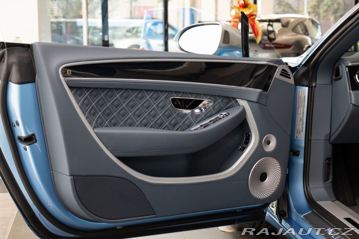 Bentley Ostatní modely Continental GTC V8 Mulliner 2024