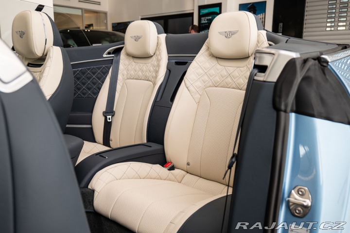Bentley Ostatní modely Continental GTC V8 Mulliner 2024