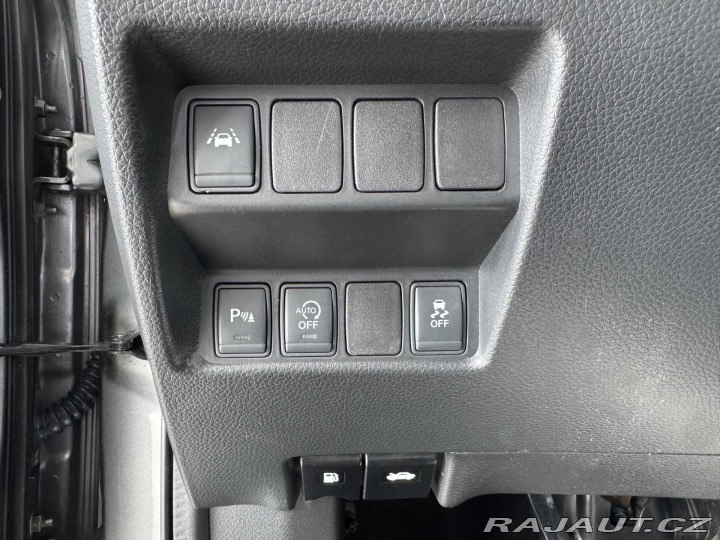 Nissan Qashqai 1,2DIG-T 85kW*TEKNA*REZER 2016