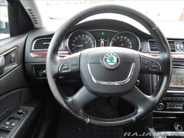 Škoda Superb 2,0 TDi 125kW ČR Elegance 2009
