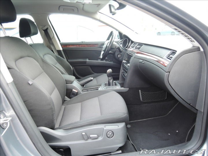 Škoda Superb 2,0 TDi 125kW ČR Elegance 2009