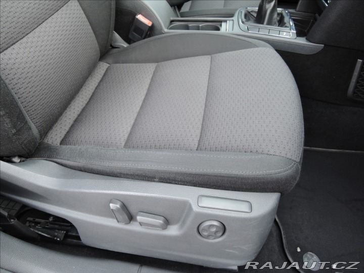 Škoda Superb 2,0 TDi 125kW ČR Elegance 2009