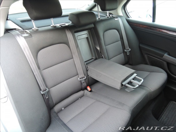 Škoda Superb 2,0 TDi 125kW ČR Elegance 2009
